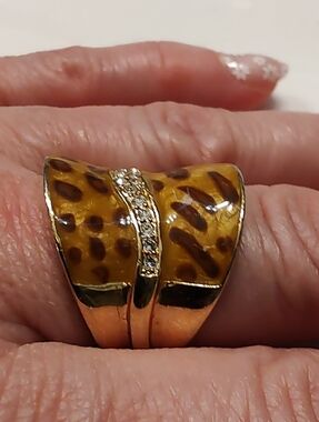 Unique Leopard Print Saddle-Style Statement Ring with Crystals SZ 8